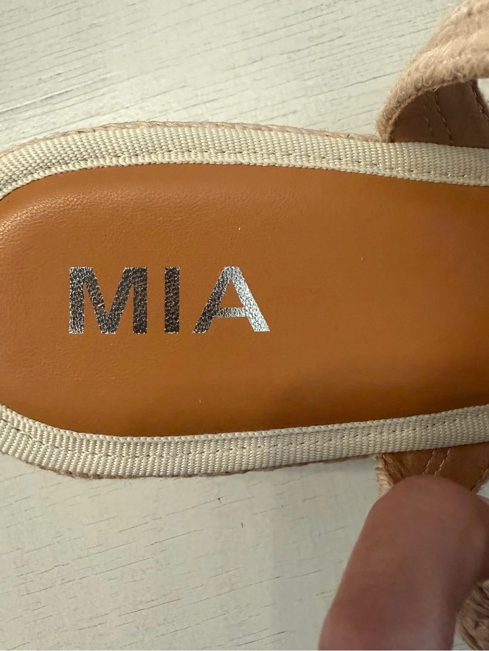 MIA Women’s Brittni Beige Espadrille Wedge Sandals with Ankle Strap Sz 11 NWOT